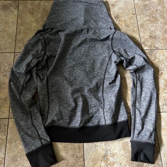Lululemon Be Present Jacket Coco Pique Black - Picture 3 of 3